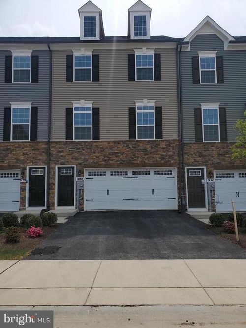 1730 Atlas Dr, FREDERICK, MD, 21702-4944 | Card Image