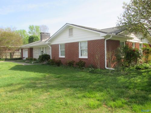 700 Meadowview St, Athens, AL, 35611-4745 | Card Image
