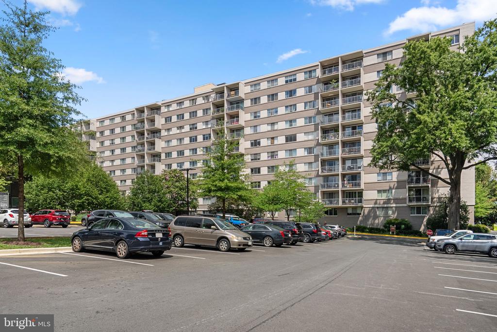 Residential in BETHESDA