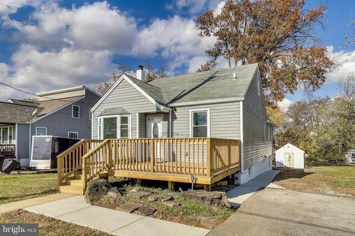 2523 Gehb Ave, HALETHORPE, MD, 21227-2009 | Card Image