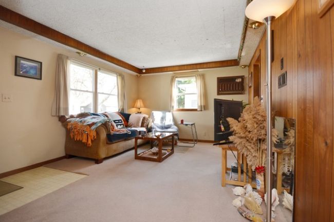 219 S Coolidge St, House other with 3 bedrooms, 2 bathrooms and 2 parking in Normal IL | Image 21