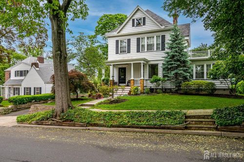 76 Spring St, Metuchen, NJ, 08840-2318 | Card Image