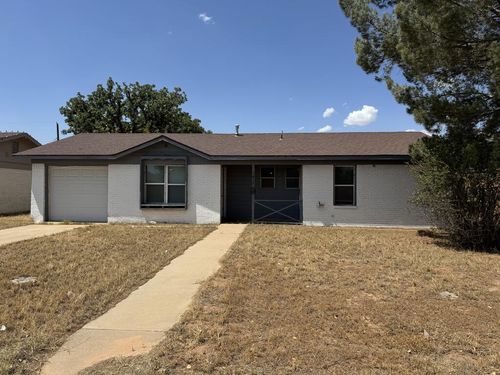 1815 E Oak Ave, Midland, TX, 79705-6921 | Card Image