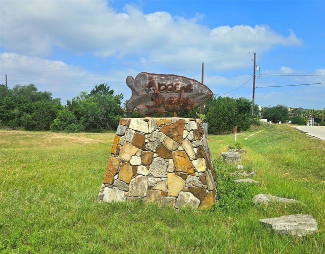 View of yard | Image 20