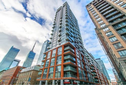 607-126 Simcoe Street, Toronto, ON, M5H4E6 | Card Image