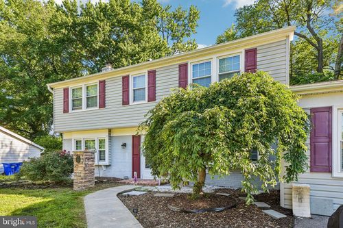 2225 Harwood Ln, BOWIE, MD, 20716-1109 | Card Image