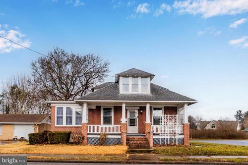 1447 Scotland Ave, CHAMBERSBURG, PA, 17201-1327 | Card Image