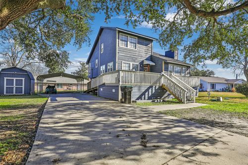 61 S Hilltop St, Pointblank, TX, 77364-6854 | Card Image
