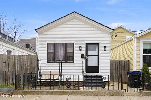 921 Mary St, Louisville, KY, 40204-2424 | Card Image