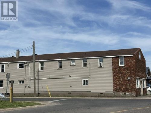 254 Wallace Terr, Sault Ste. Marie, ON, P6C1K7 | Card Image