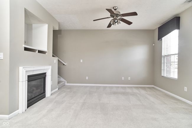13499 Molique Blvd, Townhouse with 2 bedrooms, 3 bathrooms and null parking in Fishers IN | Image 25