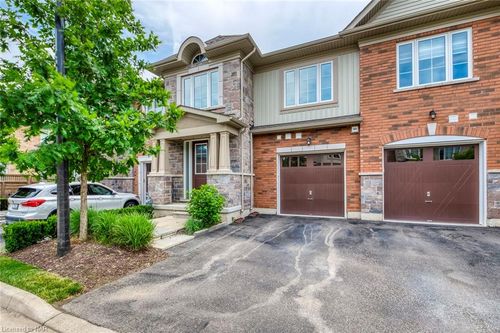 12 George Manor, Niagara On The Lake, ON, L0S1J0 | Card Image