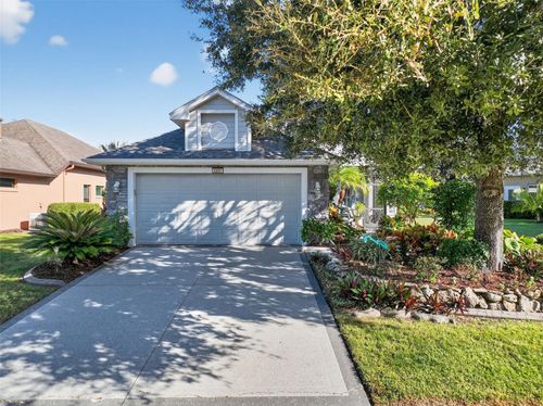 2331 Wakefield Way, MOUNT DORA, FL, 32757-8874 | Card Image