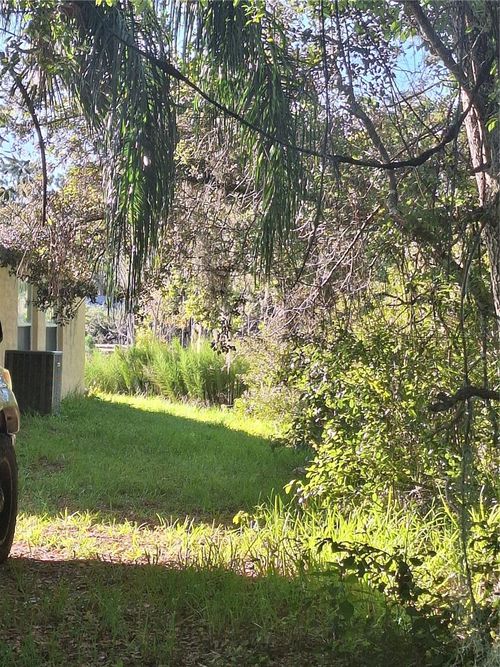 2751 Kingsdale Dr, Deltona, FL, 32738-8427 | Card Image