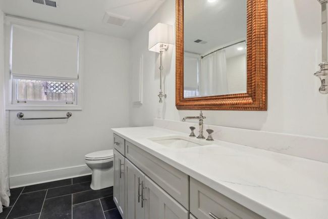 2140 Fairhaven Cir Ne, House other with 3 bedrooms, 2 bathrooms and 2 parking in Atlanta GA | Image 16