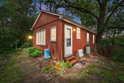 416 Waldeck Dr, TWIN LAKES, WI, 53181-9776 | Card Image