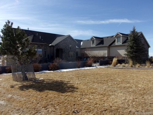 9911 Bell Ln, Cheyenne, WY, 82009-8383 | Card Image