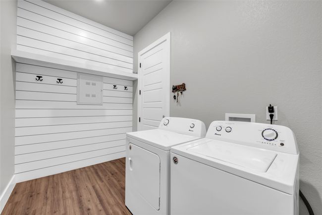100 S Thomas Cv, House other with 4 bedrooms, 3 bathrooms and null parking in Burnet TX | Image 9