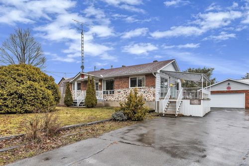 412 Côte St-Charles, Papineauville, QC, J0V1R0 | Card Image