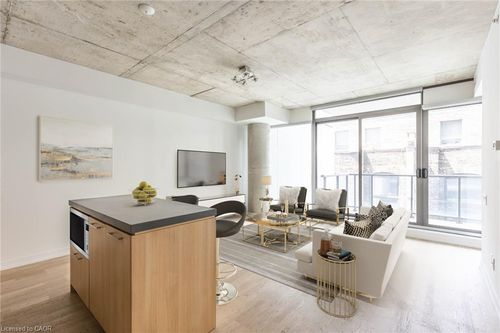 326-560 King St W, Toronto, ON, M5V0L5 | Card Image