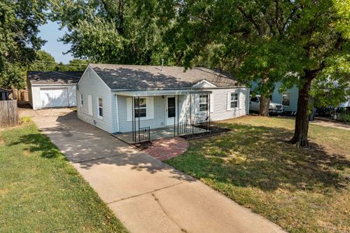 6462 N East Park View St, Park City, KS, 67219-1438 | Card Image