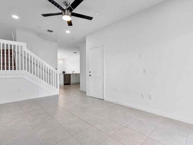 203 Sw 159th Ter, Townhouse with 4 bedrooms, 2 bathrooms and null parking in Pembroke Pines FL | Image 4