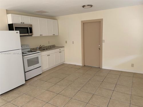 312-312 S 17th Ave, Hollywood, FL, 33020-5106 | Card Image