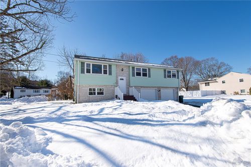 12 Whittier Dr, Coventry, RI, 02816-4464 | Card Image