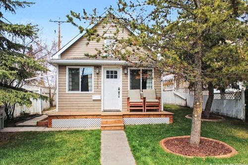 10132 106 Ave, Grande Prairie, AB, T8V1J8 | Card Image