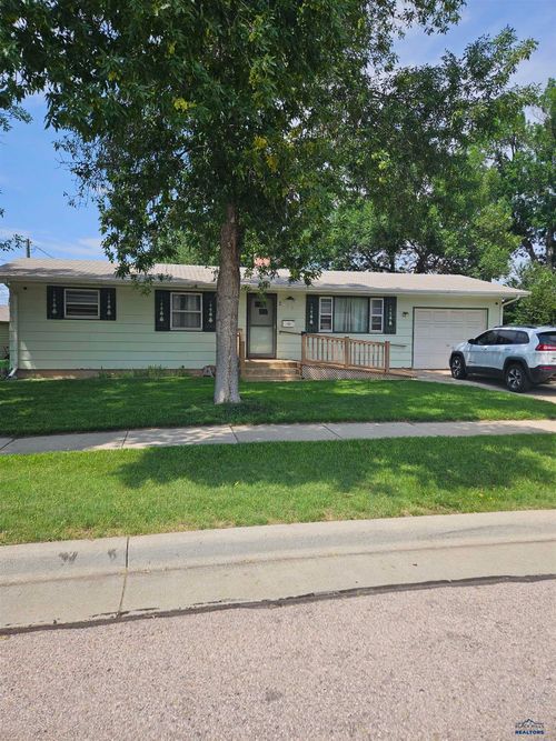 2416 Janet St, Rapid City, SD, 57702-3410 | Card Image