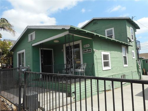 814 N Eastern Ave, East Los Angeles, CA, 90022-1014 | Card Image