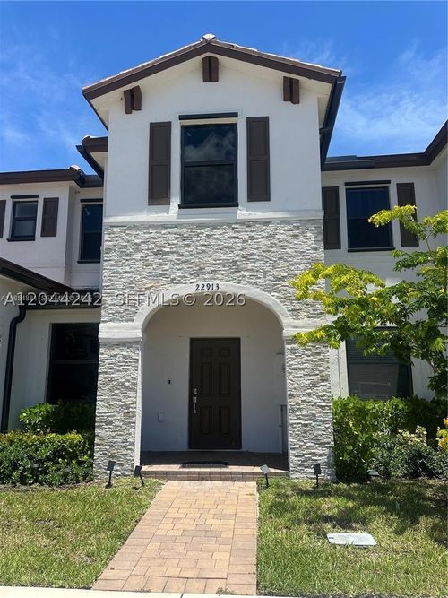 22913 Sw 99th Ave, Cutler Bay, FL, 33190-1979 | Card Image