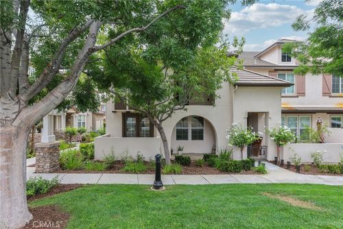28519 Pietro Dr, Valencia, CA, 91354-2699 | Card Image