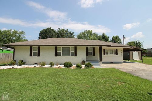 1809 Woodland Dr, Paragould, AR, 72450-4023 | Card Image