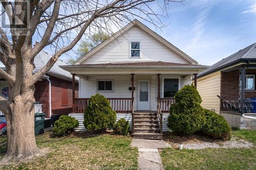 1718 Highland Ave, Windsor, ON, N8X3S1 | Card Image