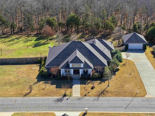 8 Persimmon Ridge Dr, Greenbrier, AR, 72058-8810 | Card Image