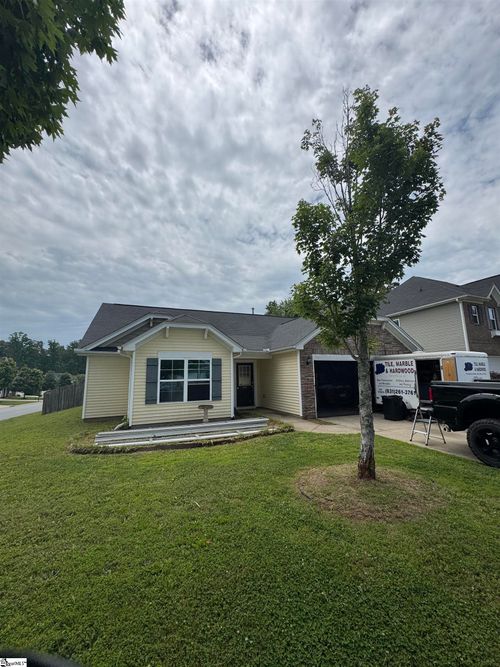 344 Lansdowne St, Duncan, SC, 29334-8977 | Card Image