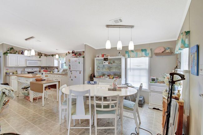 14567 Sunset Dr, House other with 2 bedrooms, 2 bathrooms and null parking in Delray Beach FL | Image 9