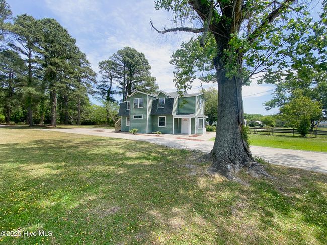 5707 Caratoke Hwy, House other with 3 bedrooms, 2 bathrooms and null parking in Poplar Branch NC | Image 36