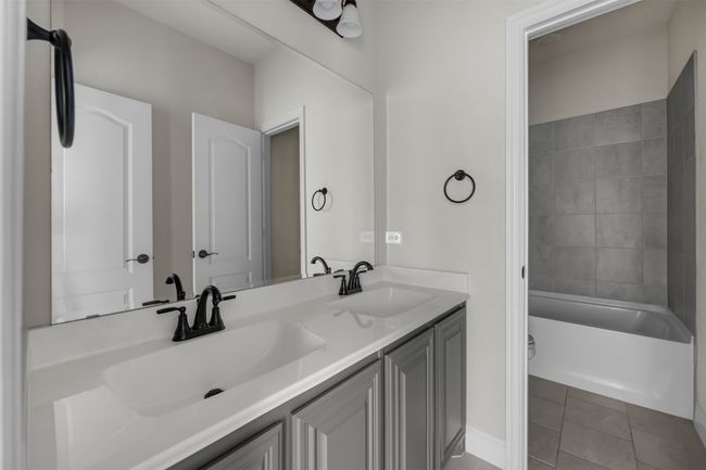 Downstairs bathroom | Image 29