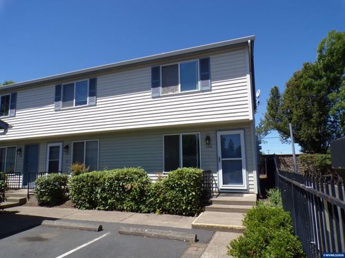4792 Lancaster Dr Ne, Salem, OR, 97305-1689 | Card Image