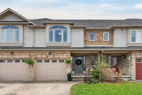 33 Voyager Pass, Binbrook, ON, L0R1C0 | Card Image