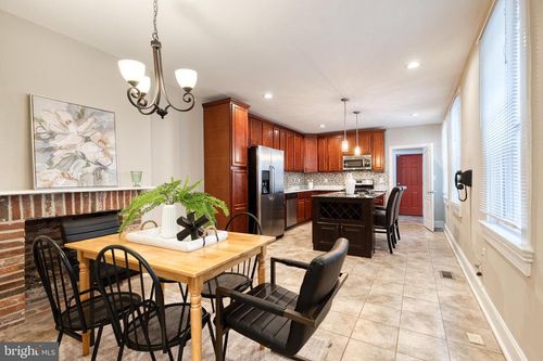 23 N Chester St, BALTIMORE, MD, 21231-1898 | Card Image
