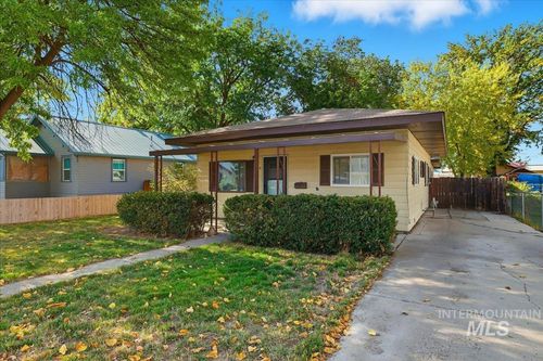 625 N 6th St, Payette, ID, 83661-2339 | Card Image