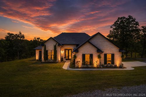 3240 N Ravens Roost, Sulphur, OK, 73086-9013 | Card Image