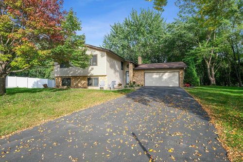 12405 Cockspur Ct, Eden Prairie, MN, 55347-1903 | Card Image