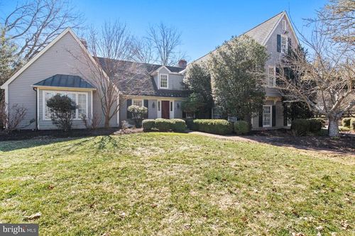 907 Lorien Dr, AMBLER, PA, 19002-1921 | Card Image