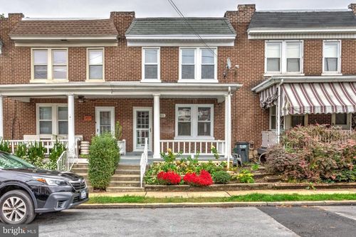 705 N Pine St, LANCASTER, PA, 17603-2825 | Card Image