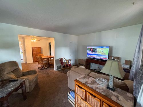 404 E Iron St, Bessemer, MI, 49911-1136 | Card Image