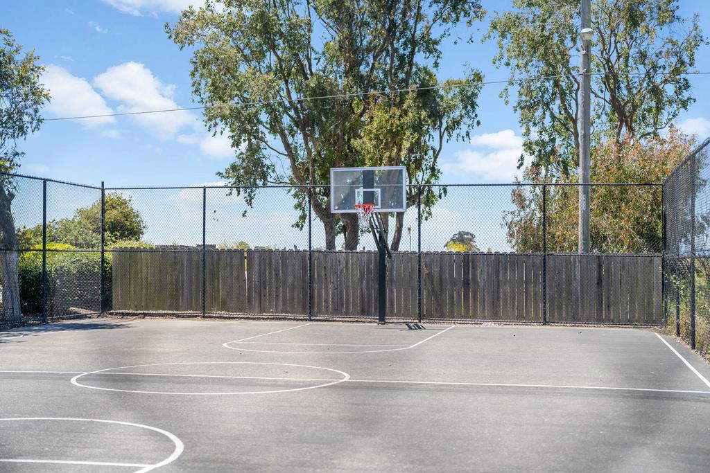 Manufactured In Park in Castroville 5